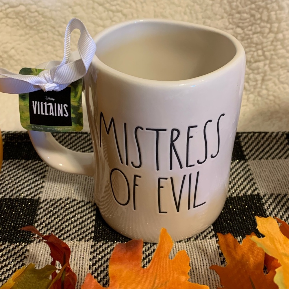 NEW Rae Dunn Disney Villains Malificent Mistress of Evil Mug
